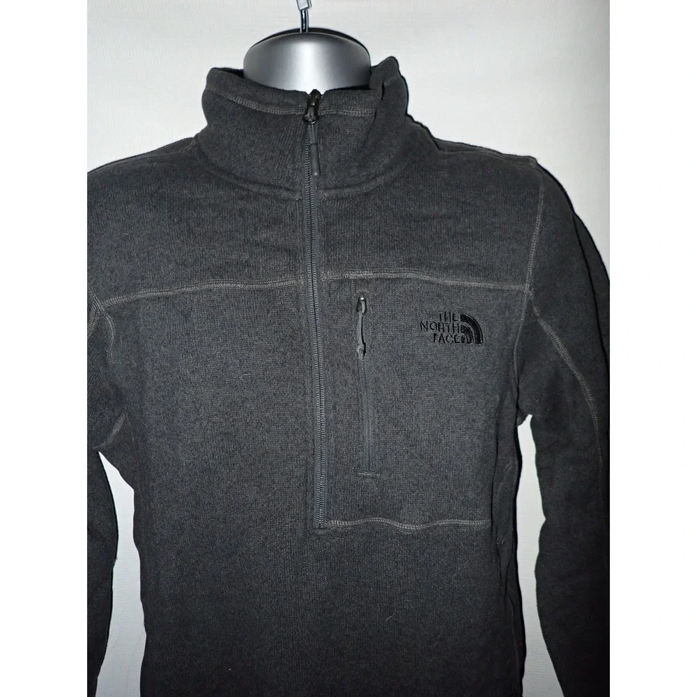 The North Face Mens Gordon Lyons Quarter Zip Fleece Pullover Charcoal Gray Sz M